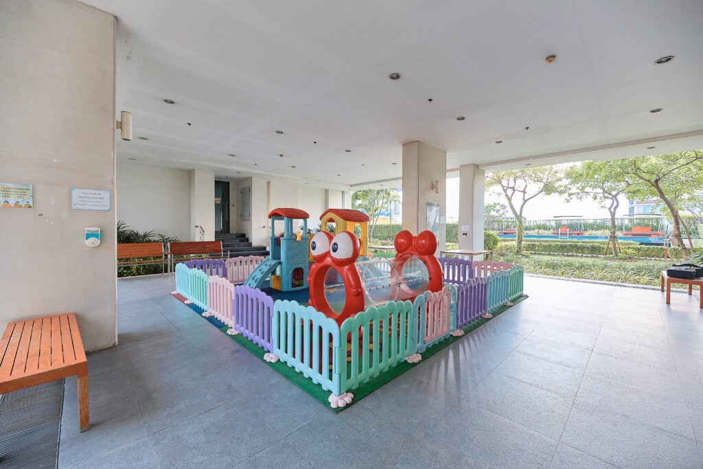 Q House Sathorn Playground