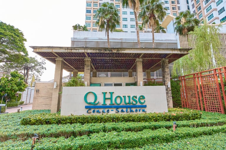 รีวิว Q House Sathorn (คิว เฮาส์ สาทร) – เดินทางสะดวก ใกล้ BTS กรุงธนบุรี