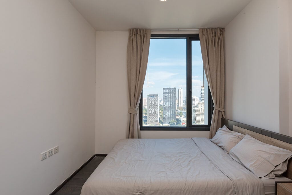 Edge Sukhumvit 23 1 Bedroom