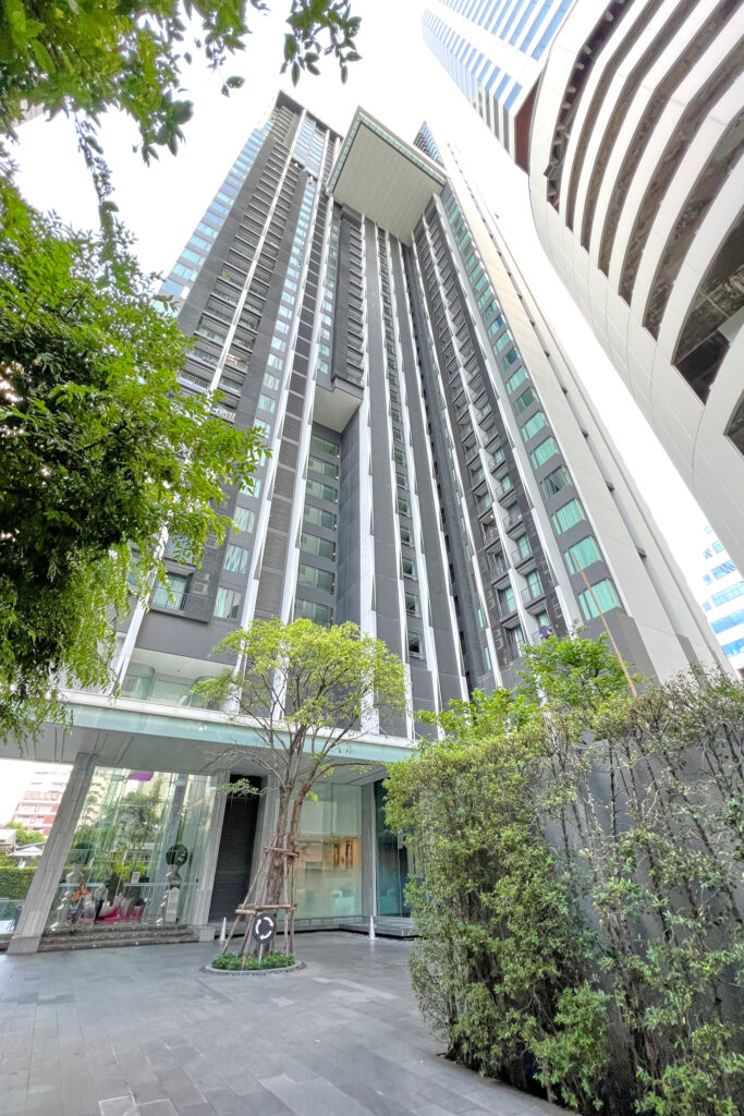 Edge Sukhumvit 23