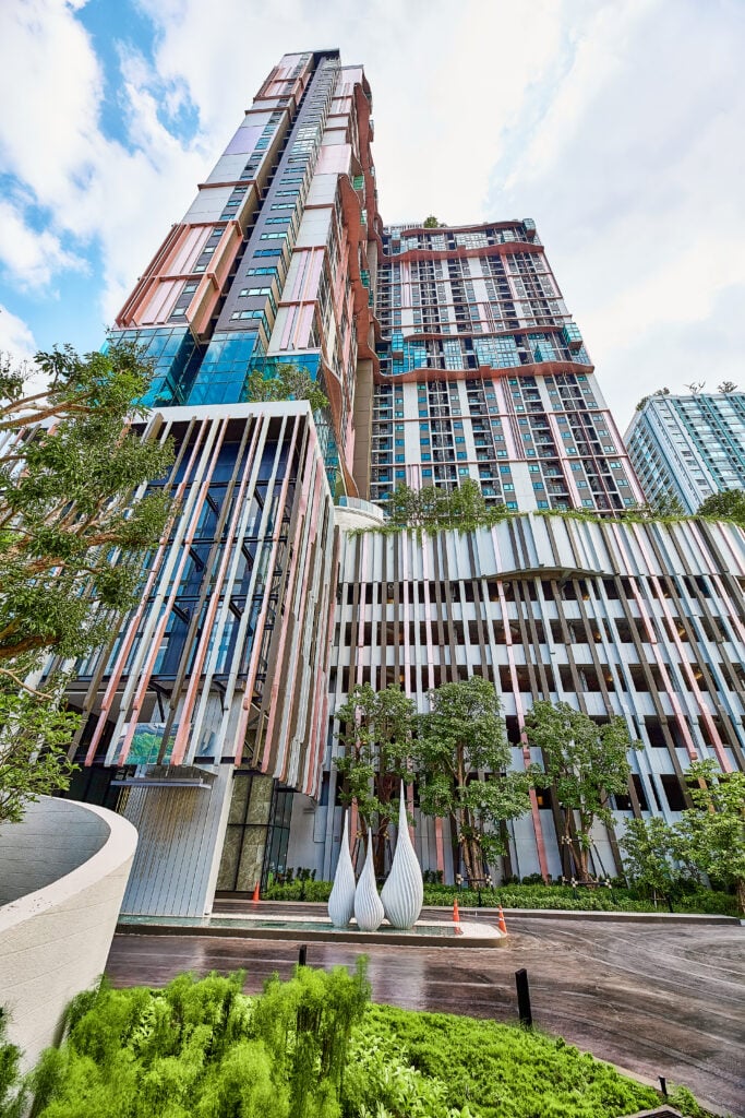 Altitude Unicorn Sathorn-Tha Phra (อัลติจูด ยูนิคอร์น สาทร-ท่าพระ)