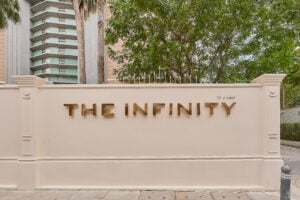 The Infinity Sathorn (ดิ อินฟินิตี้ สาทร)