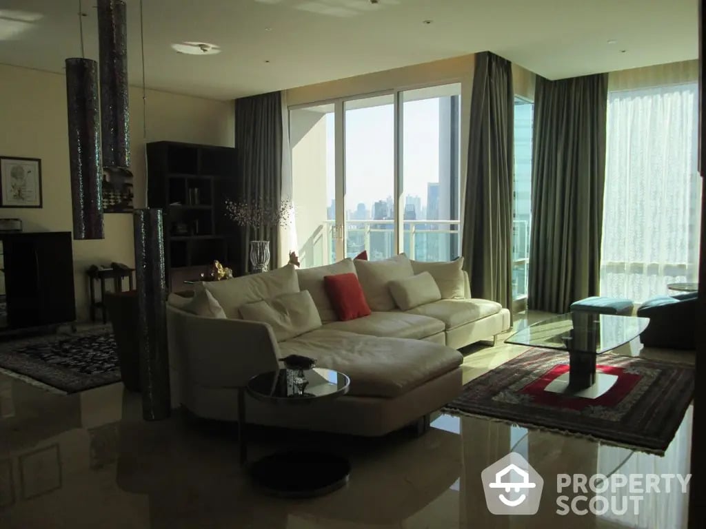 The Infinity Sathorn - 3 Bedrooms