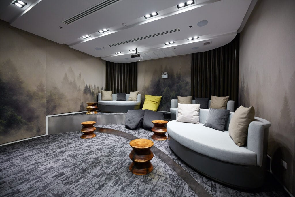 Elio Sathorn-Wutthakat Home Theater