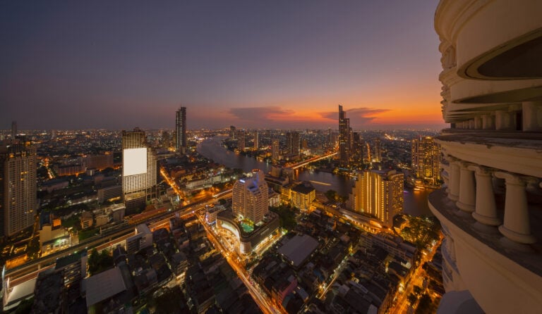 รีวิว Nusa State Tower Condominium (นุสา สเตท ทาวเวอร์ คอนโดมิเนียม) – คอนโดแลนด์มาร์คใกล้แม่น้ำเจ้าพระยา เริ่มต้น 4.9 ล้านบาท!