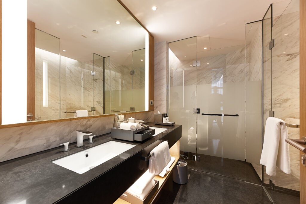 Chatrium Grand Bangkok Two Bedroom Suite Bathroom