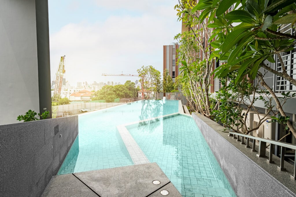 Quintara Phume Sukhumvit 39 Swimming Pool