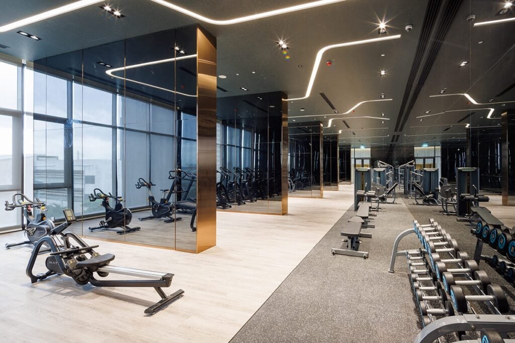 Life Sathorn Sierra Professional Gym