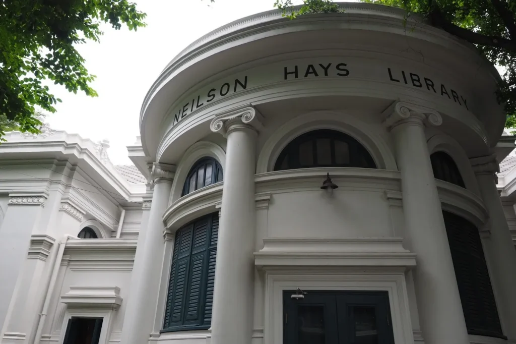 Neilson Hays Library